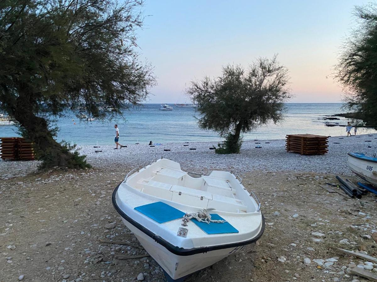 Apartments Stipe Plazibat Hvar Town Exteriör bild