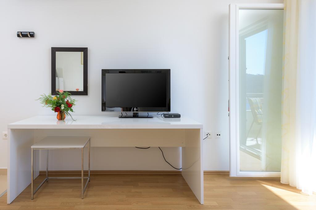 Apartments Stipe Plazibat Hvar Town Rum bild