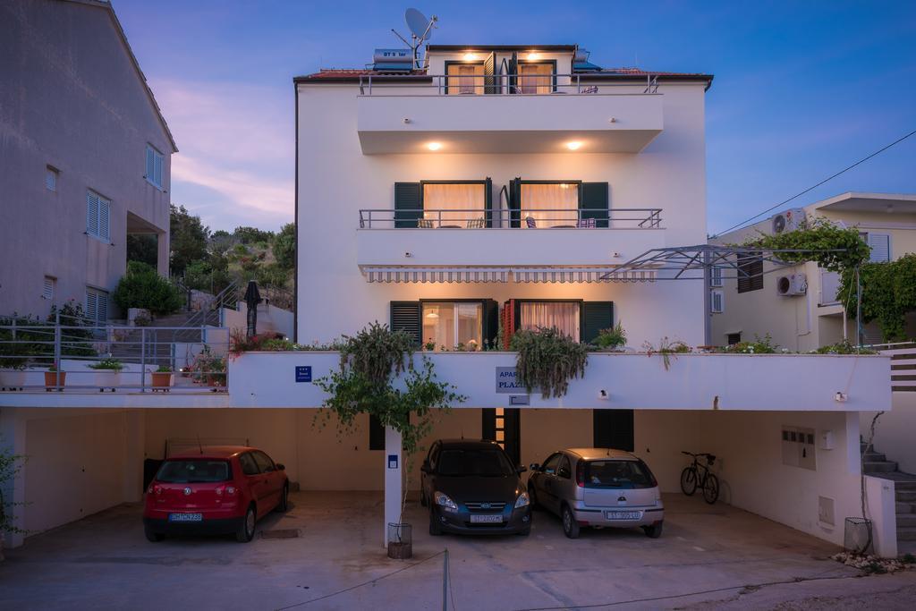 Apartments Stipe Plazibat Hvar Town Exteriör bild