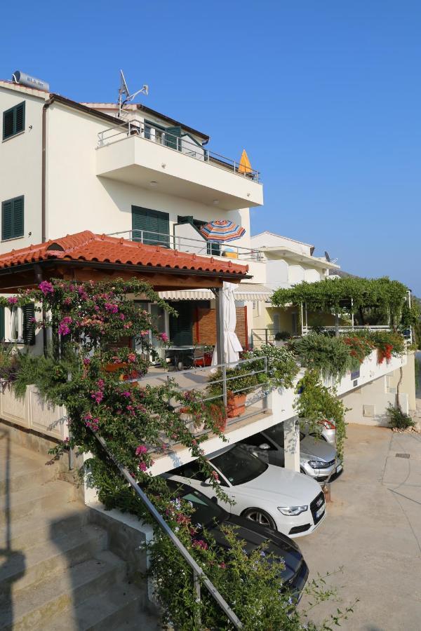 Apartments Stipe Plazibat Hvar Town Exteriör bild